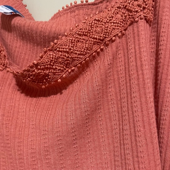 Blouse - Picture 2 of 3